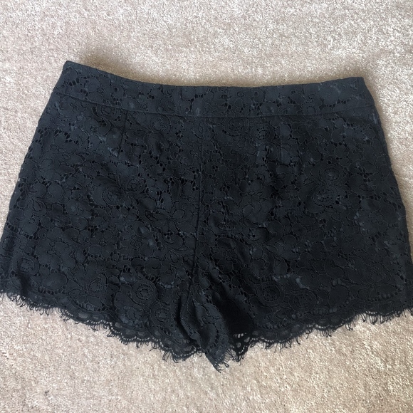 Express Black Lace Shorts - Picture 3 of 6